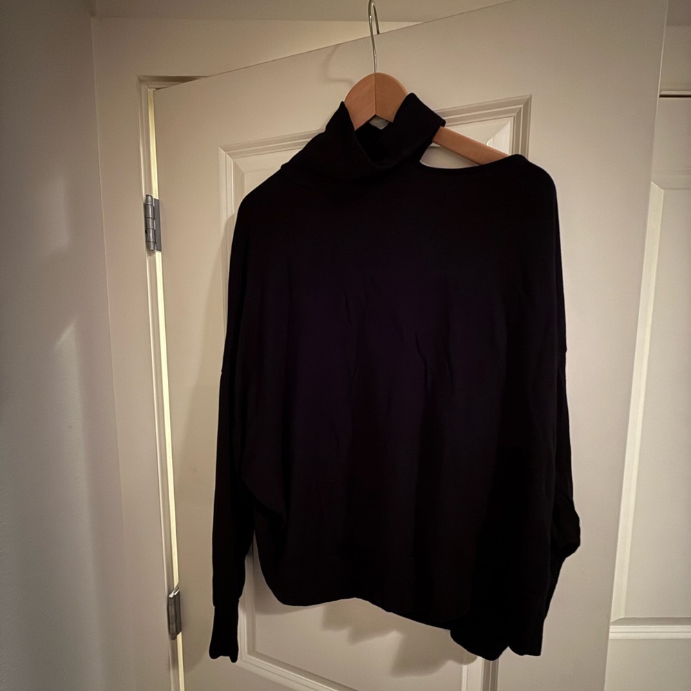 Express Black Cold Shoulder Top Never Worn